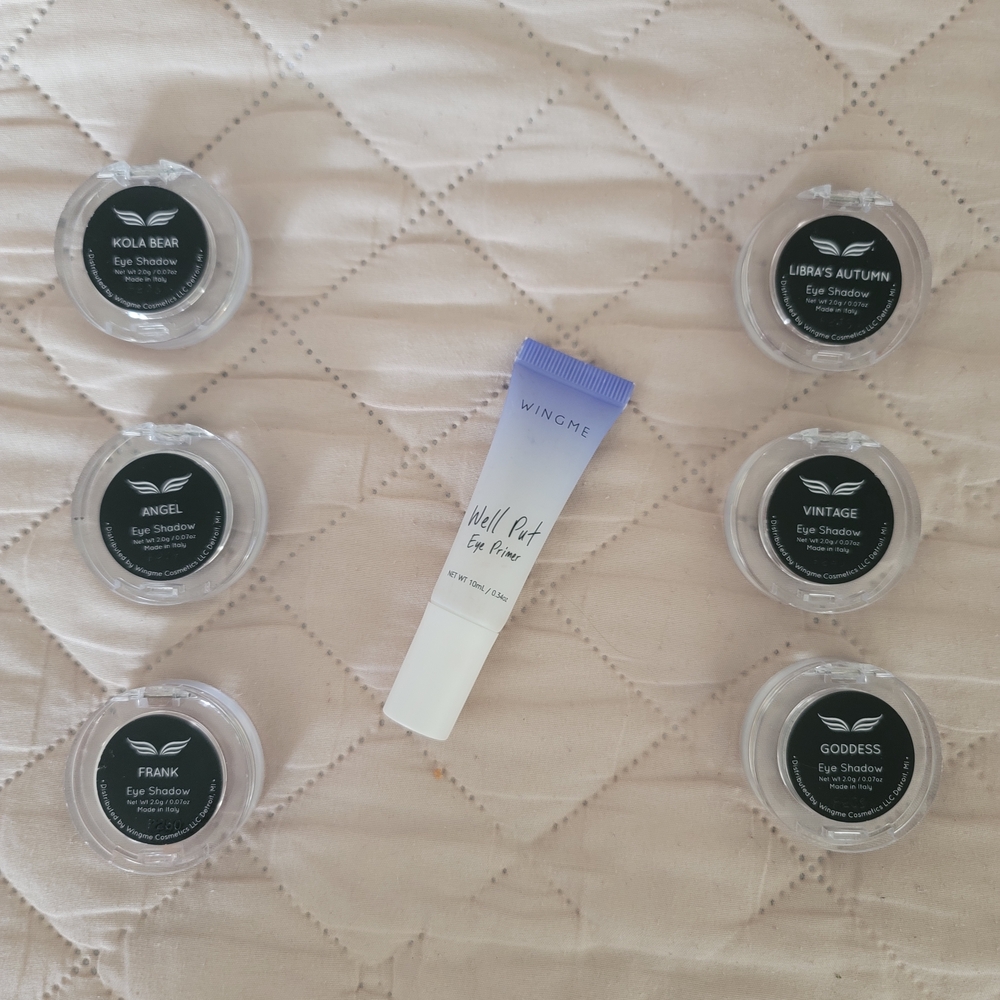 WingMe Eye Primer w/ SIX (6) Assorted WingMe Eye Shadows